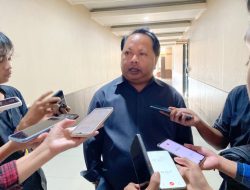 Madri ; Bagaimana Mau Menentukan Kebijakan,Penentu Kebijakan Saja Tidak Hadiri Rapat