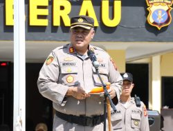 Cegah Kejahatan di Tengah Masyarakat, Polres Berau Kukuhkan Polisi RW