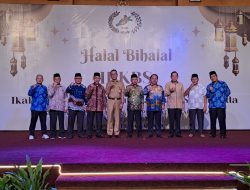 Pimpinan Serta Anggota DPRD Berau Hadiri Halal Bihalal Yang Diselenggarakan Oleh IKKBS