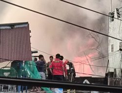 Belasan Rumah Di Jalan Pemuda Gang Amal Menjadi Amukan Si Jago Merah