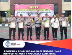 Pemberian Penghargaan bagi Personil yang Berprestasi oleh Kapolresta Samarinda