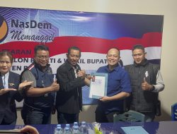 Terus Bergerak Menjalin Koalisi, Marhana Kembalikan Formulir Pendaftaran Ke NasDem Berau