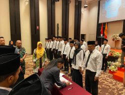 Hadiri Pelantikan Panwascam, Bupati Sri Pesan Jaga Integritas