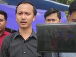 Jalin Silaturahmi, HIPMI Kaltim Bagikan Daging Kurban ke Jurnalis di Samarinda