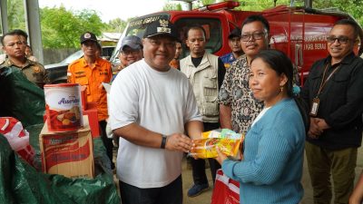 Ke Hulu Kelay, Wabup Gamalis Tinjau Infrastruktur dan Serahkan Bantuan