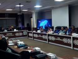 Mahasiswa STIPER Tolak Penggabungan dengan UMB, DPRD Minta Kajian Ulang