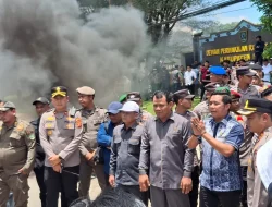 Aliansi Masyarakat dan Mahasiswa Berau Gelar Aksi di Depan DPRD, Angkat Isu Nasional hingga Daerah