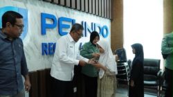 Senyum Anak-Anak Panti Iringi Aksi Berbagi Pelindo dan PJM di Samarinda